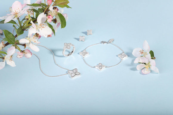 9ct White Gold White Mother of Pearl Eden Small Marquise Flower Necklace