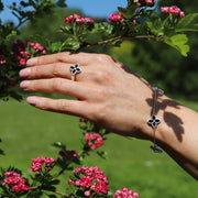 9ct White Gold Whitby Jet Bloom Flower Ball Edge Bracelet, B1272