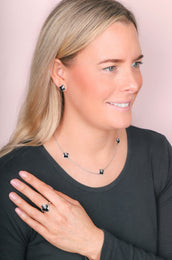 9ct White Gold Whitby Jet Bloom Four Leaf Clover Ring, R1182.