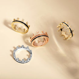 9ct White Gold Whitby Jet Diamond Tiara Band Ring. R1233.