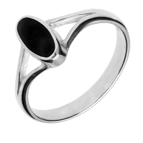 Sterling Silver Whitby Jet Heritage Oval Split Shank Ring. R114.